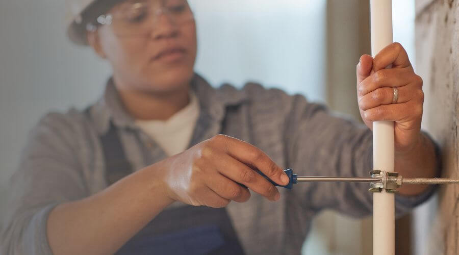 Expert burst pipe repair services in Mechanicsville, IA